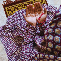 Namaz Chaddar With Sleeves - Maroon