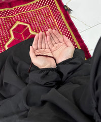 Namaz Chaddar With Sleeves - Plain Black