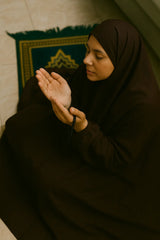 Namaz Chaddar With Sleeves - Plain dark brown