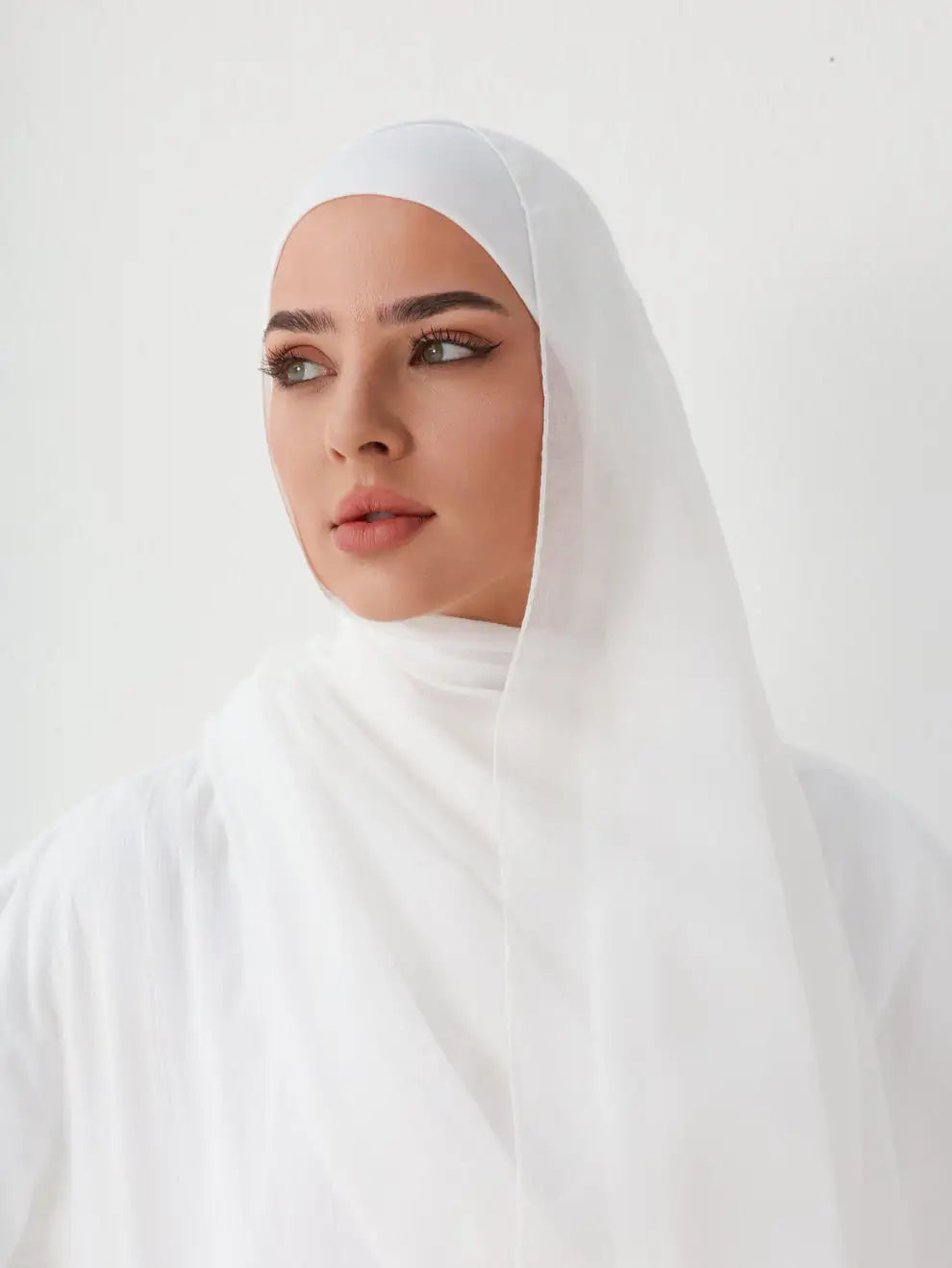 Modal Hijab - White