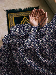 Namaz Chaddar With Sleeves - Navy Blue