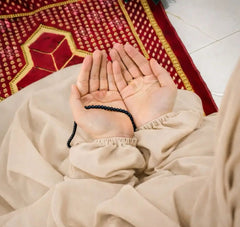 Namaz Chaddar With Sleeves  - Plain Skin