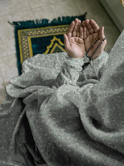 Namaz Chaddar With Sleeves  - Pista Green